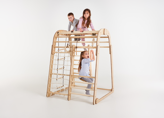 8in1 Indoor Spielplatz: Klettergerüst mit Kletternetz, Rutsche, Gymnastikringe, Hängende Leiter, Disc-Schaukel, Maltafel und Kinderstuhl – Beige